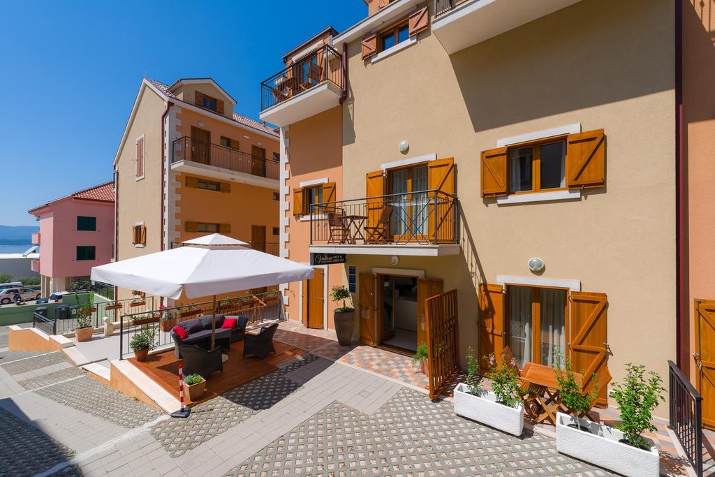Apartments Vallum Bol Exterior foto