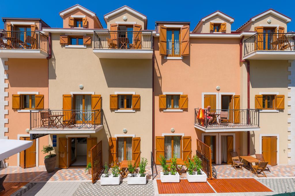 Apartments Vallum Bol Exterior foto