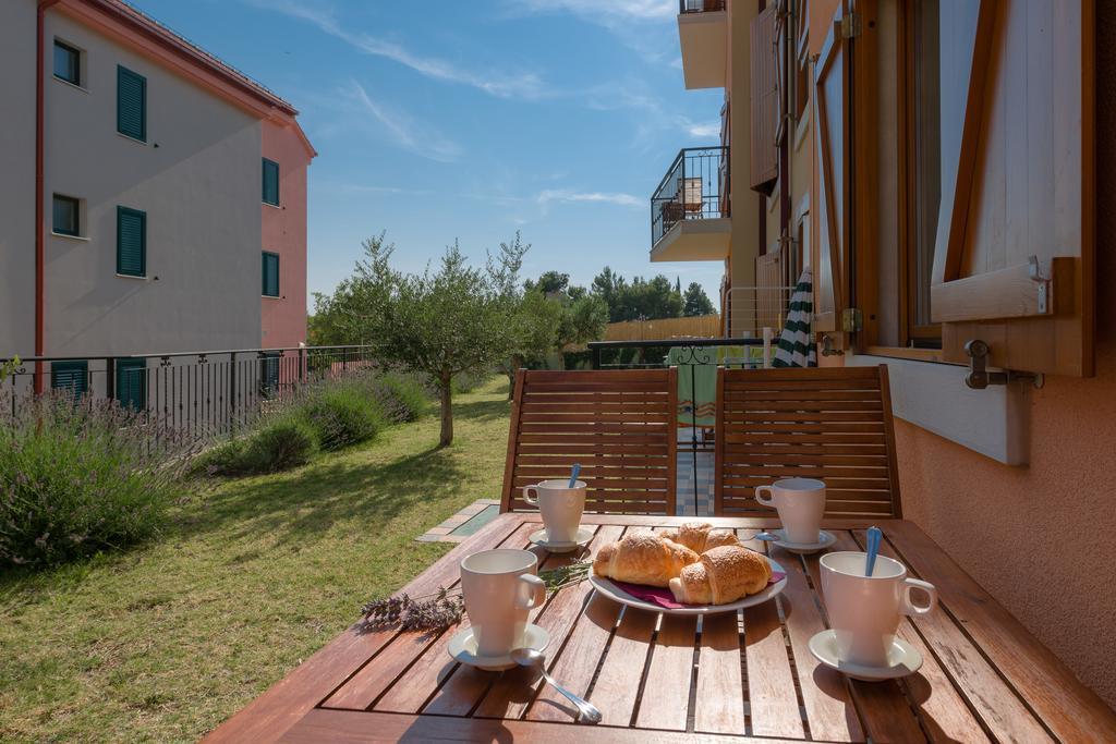Apartments Vallum Bol Zimmer foto