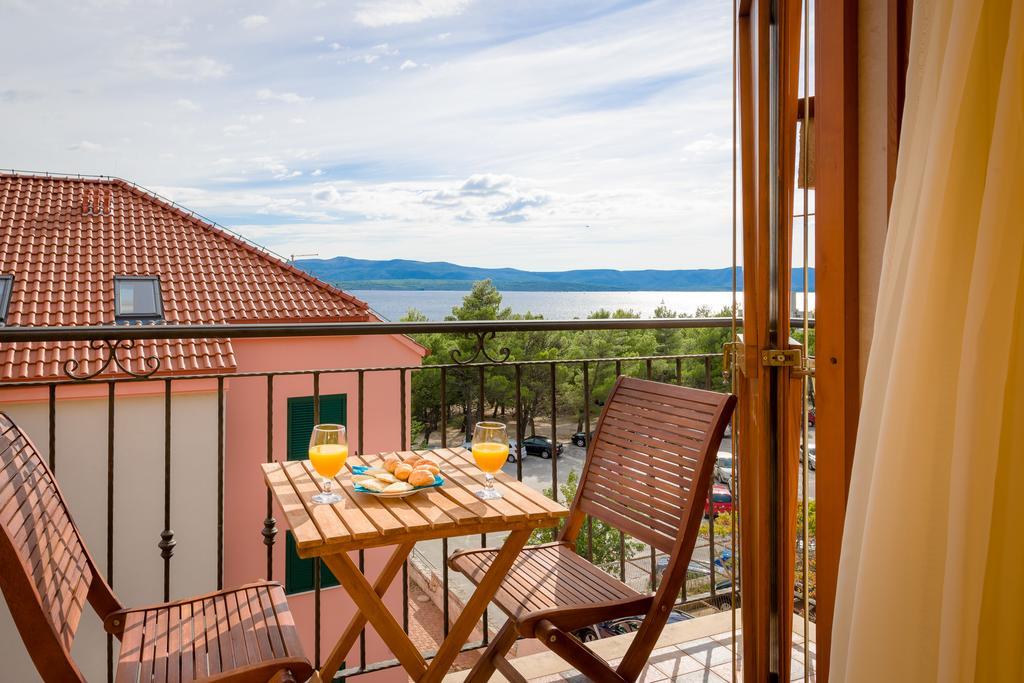 Apartments Vallum Bol Exterior foto